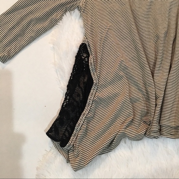 FRANCESCA’S Birdcage tan and black striped top xs - Picture 4 of 8